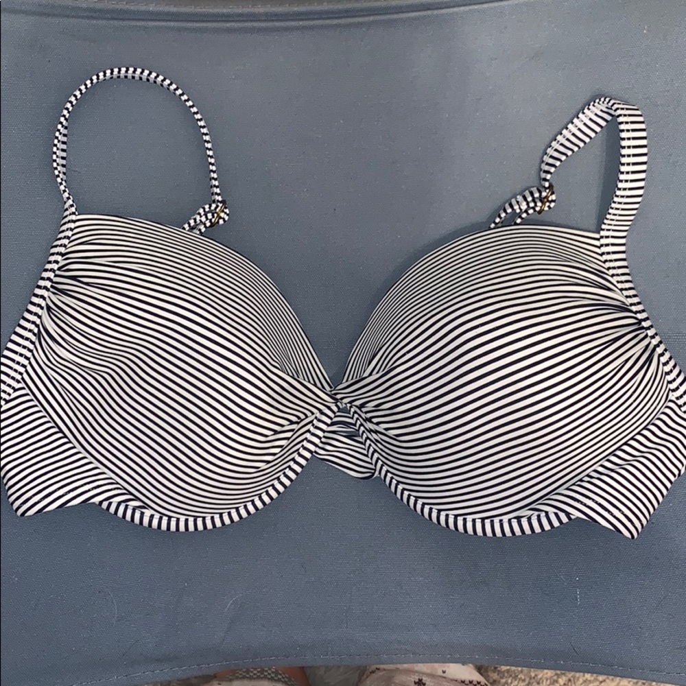 Bikini top